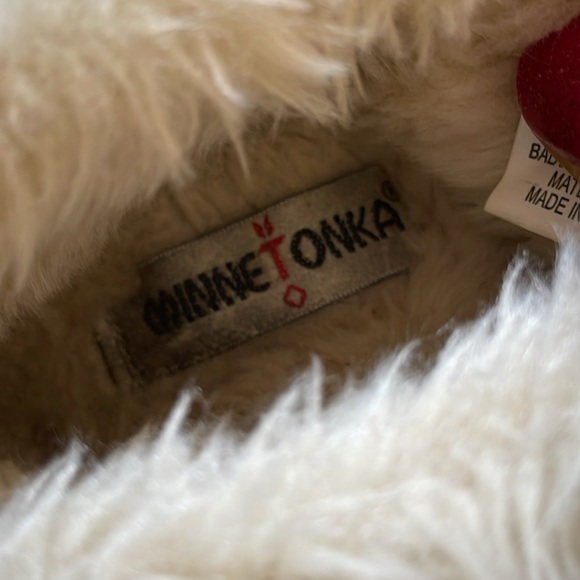 Kids Minnetonkaa Slippers - Picture 4 of 5